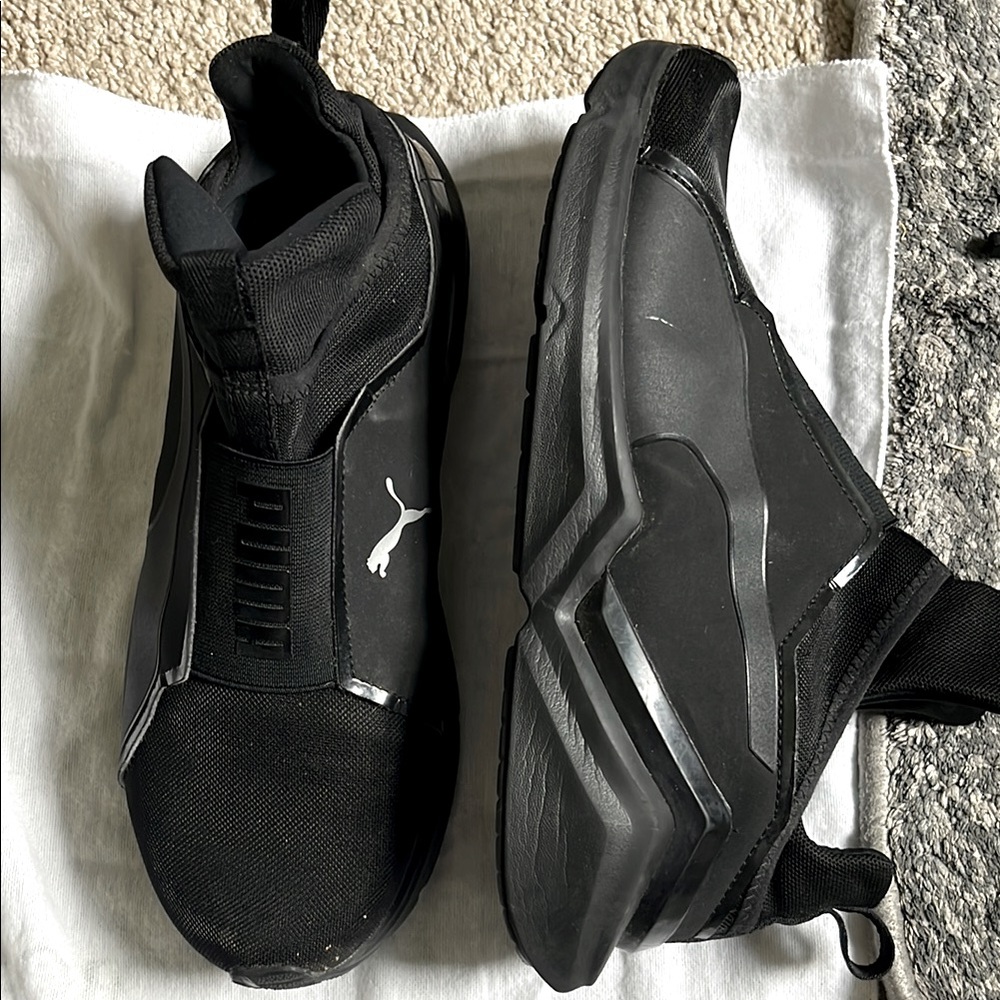 Puma women’s Fierce 2 Slip On Sneakers Black Athletic Shoes